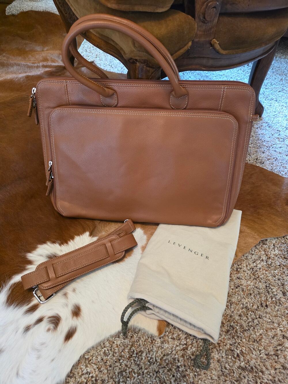 Levenger Brown Pebbled Leather Satchel Crossbody Expandable Messenger Briefcase
